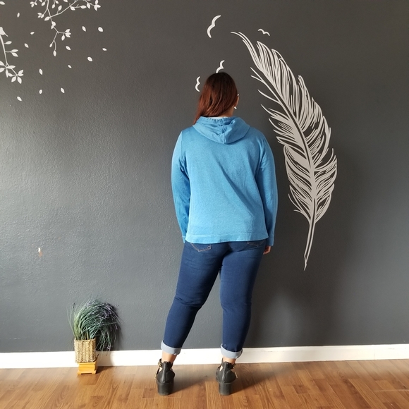 Danskin Now Sweater - Picture 2 of 5